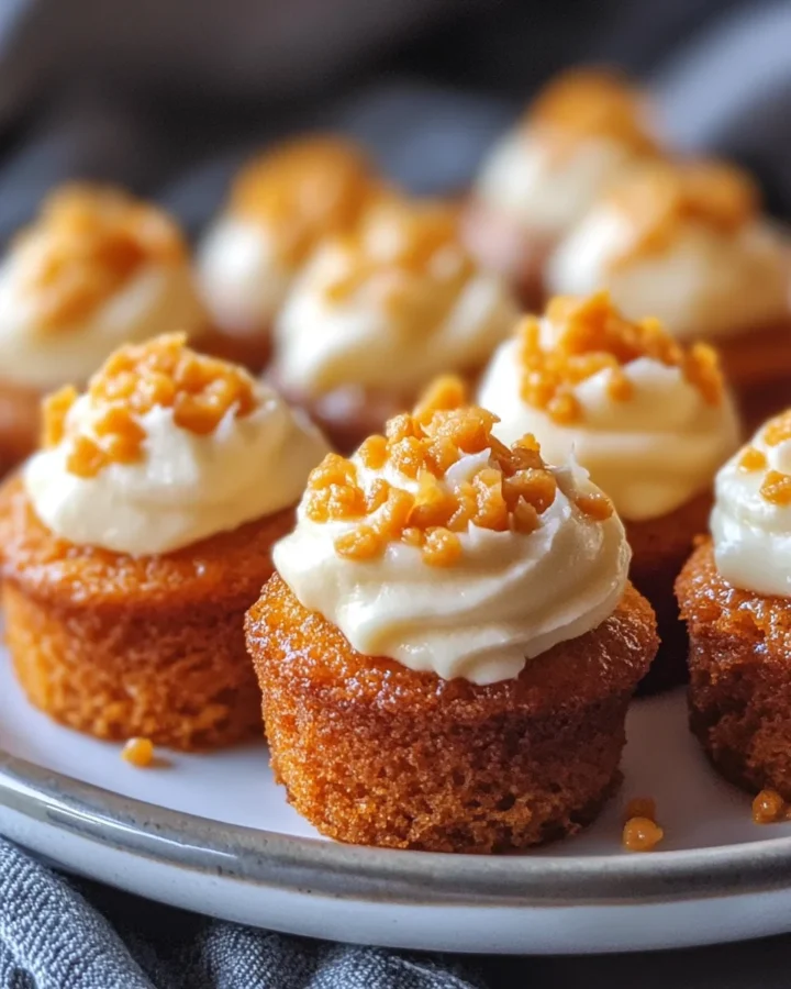Mini Carrot Cakes 