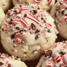 Peppermint Pecan Snowball Cookies Recipe: A Festive Treat for Every Occasion