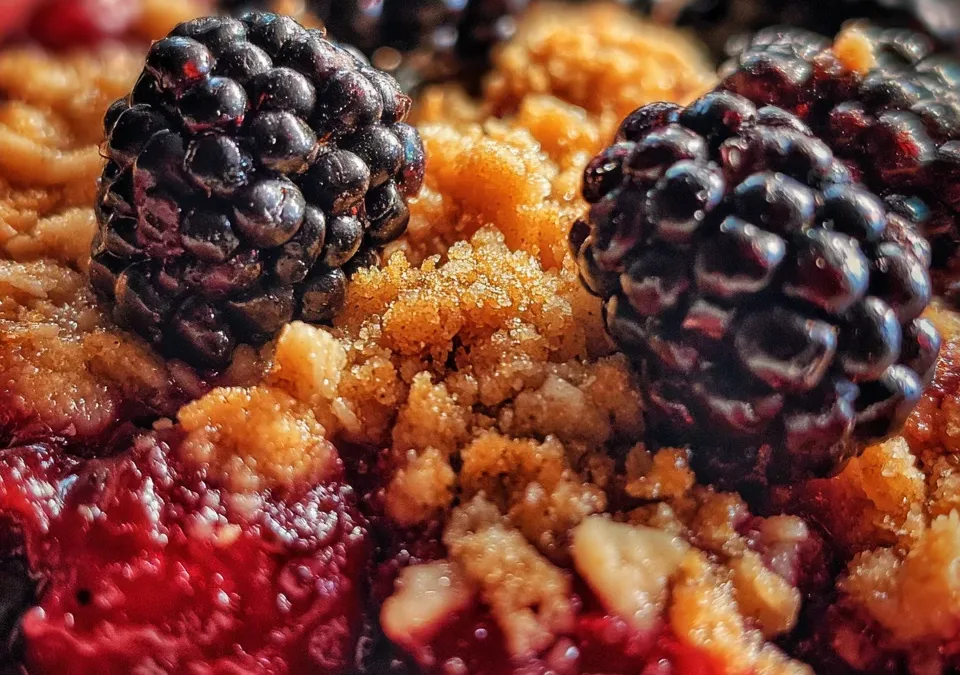 Blackberry Crisp