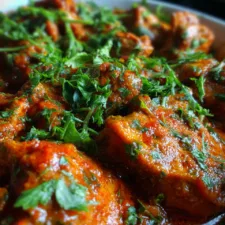 A Rich, Creamy, and Restaurant-Style Butter Chicken (Murgh Makhani) Recipe That's Surprisingly Easy to Make at Home
