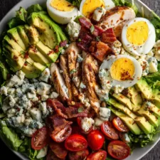California Cobb Salad Recipe: A Fresh and Flavorful Delight