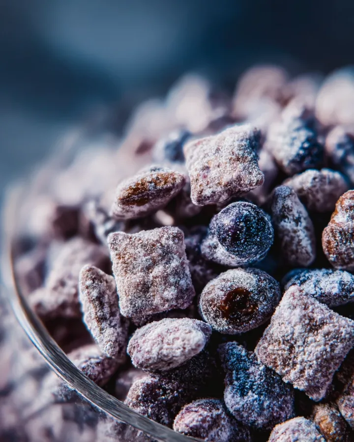 Blueberry Puppy Chow